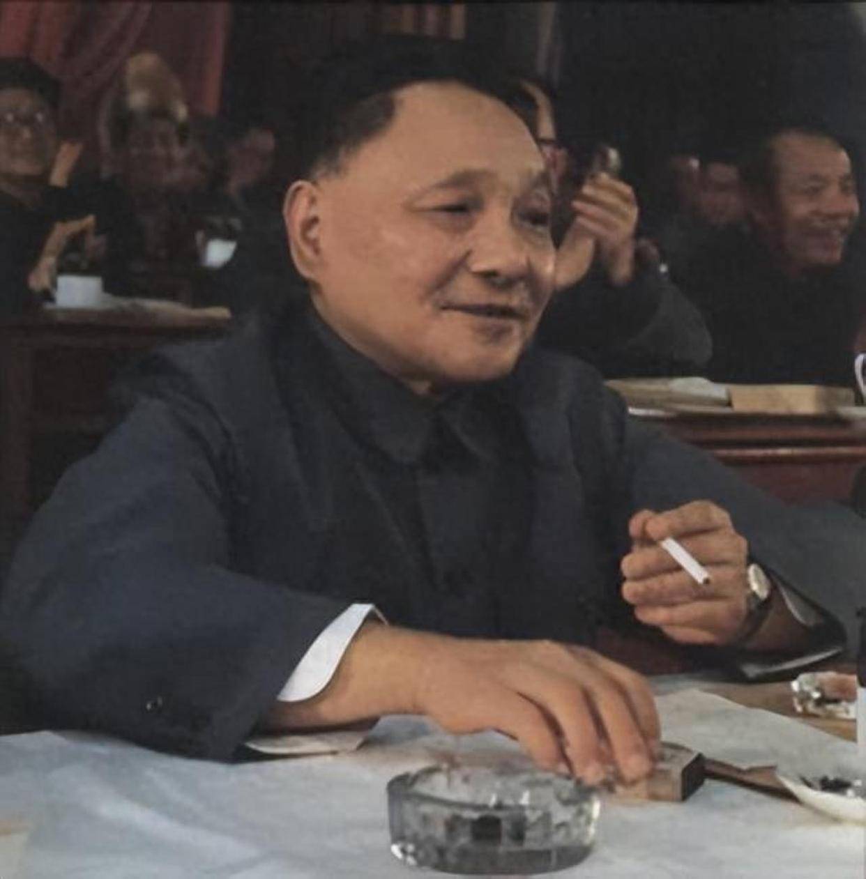 不算好的牌但却打出王炸的效果开元棋牌真正的高手：手拿一副(图4)